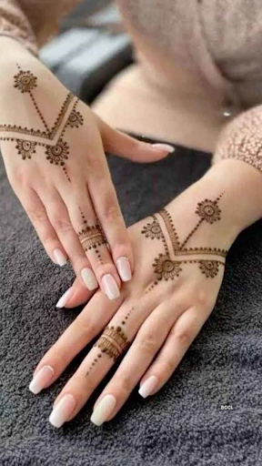 Elegant finger mehndi designs that never go out of style